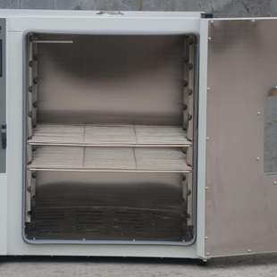 303 B库号：M201155 CP10 电热恒温培养箱型号