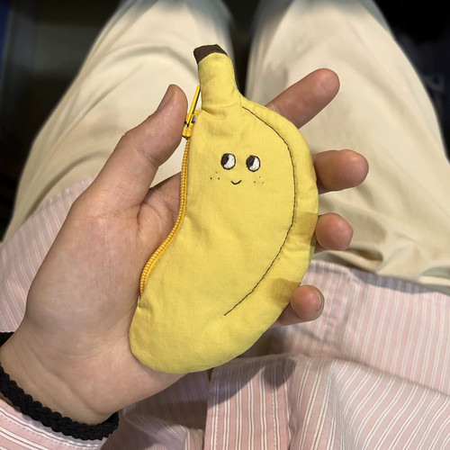 小红书同款可爱小香蕉零钱包少女心帆布耳机包证件收纳包书包挂件