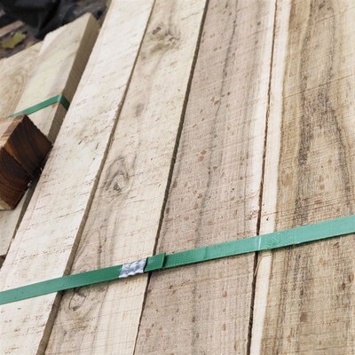 槐木定制加工板材结实耐用湿料木制品道木枕木垫木木方硬木硬杂木