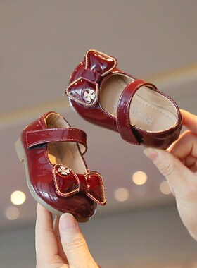 春秋季女宝宝1一2周岁生日鞋子公主红色小皮鞋小童婴儿软底学步鞋