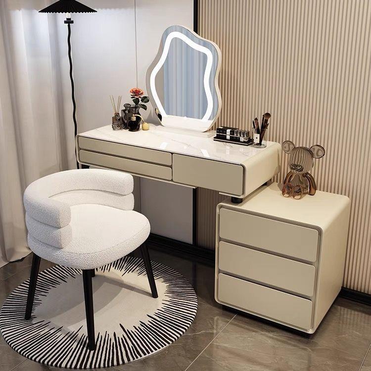 实木梳妆台2025新款轻奢卧室现代简约转角化妆斗柜收纳书桌一体