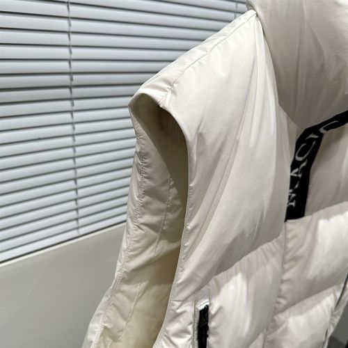 2024新款男式羽绒马甲时尚百搭保暖羽绒服刺绣加厚保暖羽绒服