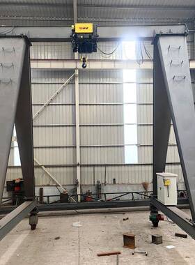 轮胎龙吊厂家集装VBY箱轮吊轨道式移升动行走门式胎起重机门吊车