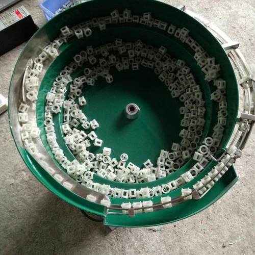 东莞市振动盘送料器塑胶圆柱振动盘送料盘东莞振动盘