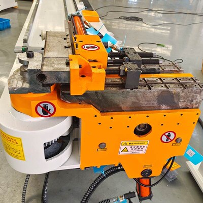 63全自动数控弯管机大棚金属管弯曲弯管设备圆管方管折弯机