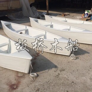 供应欧式装饰船两头尖木船装饰花船公园商场装饰船水中景观船