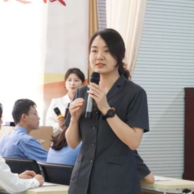 中小学生模拟法庭大学生法学院进校园红领巾法学院比赛辩论赛服装