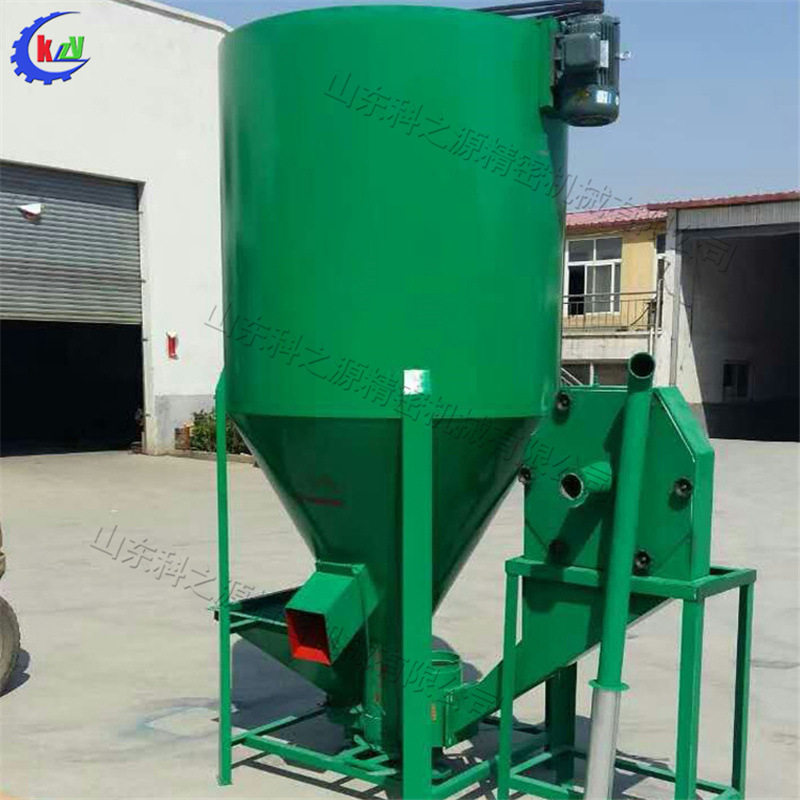 小型自吸式粉碎饲料搅拌一体机 养殖场粮食饲料混合机 颗粒搅合机