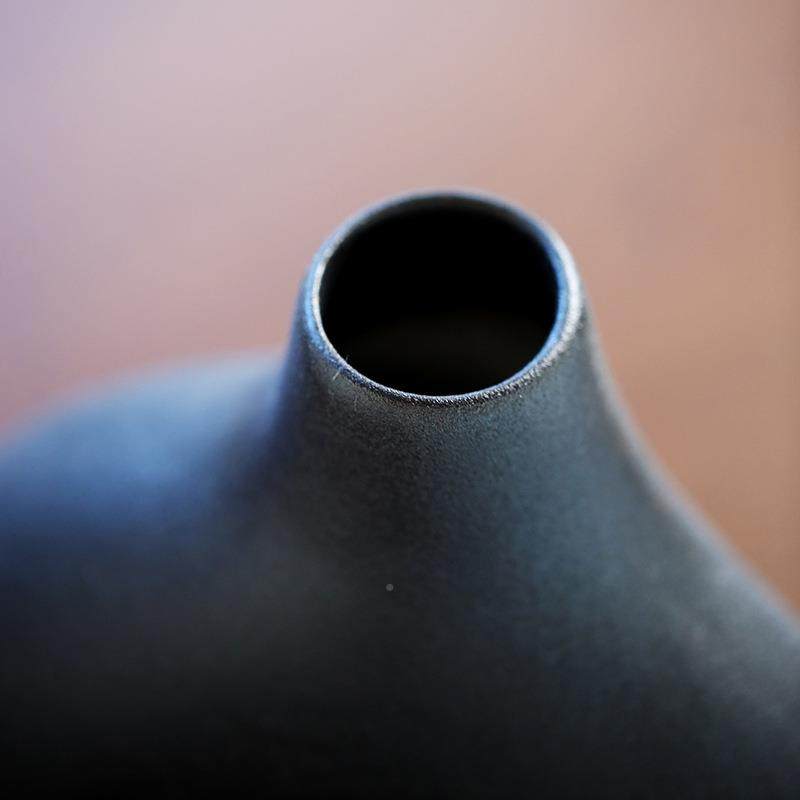 北欧厅艺术诧瓶寂风站立LDD花陶瓷客花创意插花瓶摆件家插居装饰