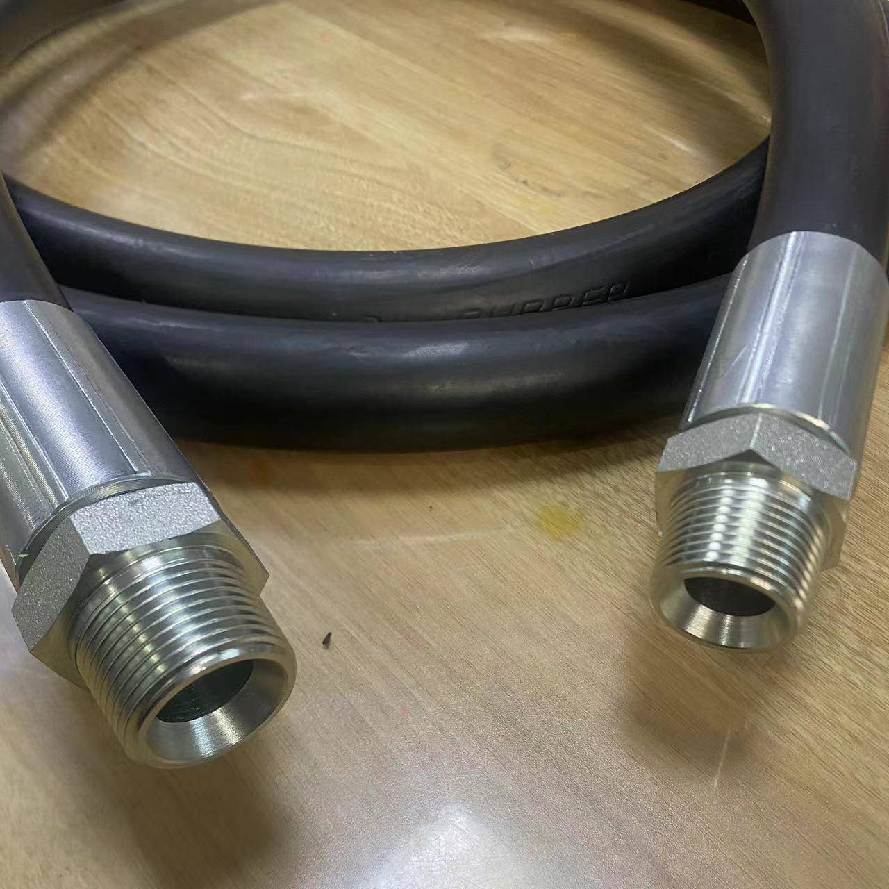 6NPT接外加油泵加头油机299专用分加油机管钢丝燃油管导静扣电耐