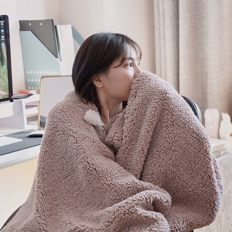 可穿懒人披肩毛毯披风办公室午睡冬季加厚保暖斗篷式可以穿的毯子