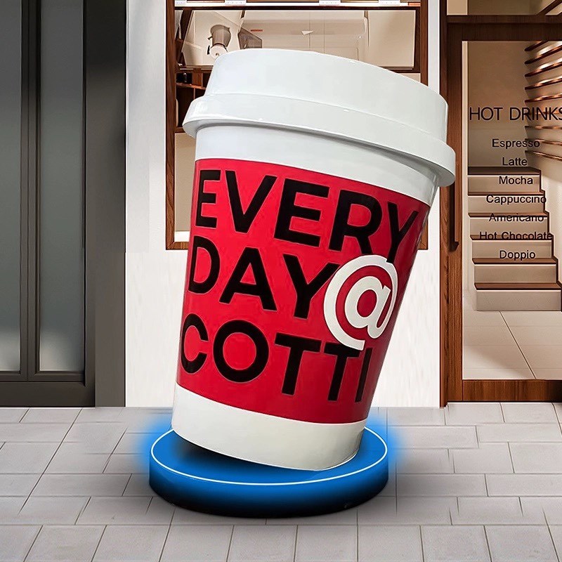 网红霸王茶姬奶茶杯咖啡杯啤酒杯雕塑咖啡厅酒吧店铺引流大摆件