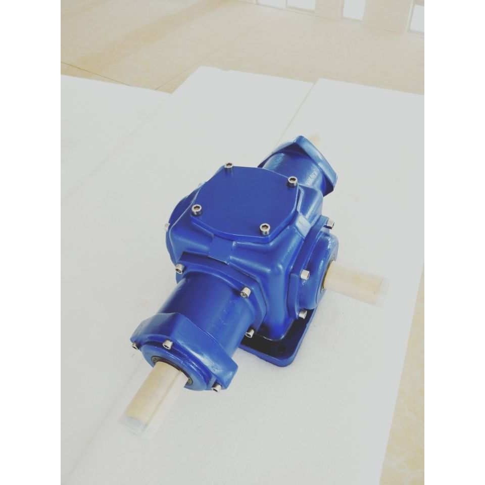 T20-1:1-D-LR-O锥齿轮换向箱直角换向器齿轮转向箱一藤厂家直销