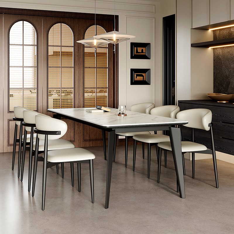 新明珠岩板餐桌2024新款小y户型长方形家用餐桌椅意式极简轻奢桌