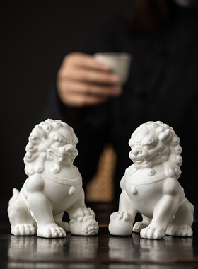 创意陶瓷狮子摆件招财家居客厅入户玄关装L饰店铺开业室内桌面摆