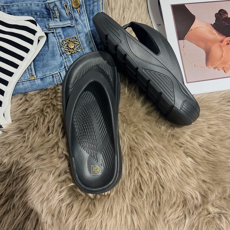 人字拖女外穿夏季新款时尚防滑防臭厚底高级感沙滩黑色夹脚凉拖鞋,女鞋,人字拖,淘宝优惠券,粉丝福利购,淘宝优惠卷