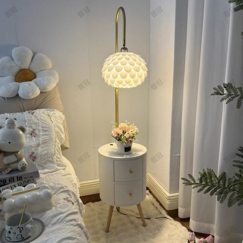 落地灯置物架卧室床头柜一体储物带抽屉高级氛围感客厅沙发旁台灯,家装灯饰光源,置物功能落地灯,淘宝优惠券,粉丝福利购,淘宝优惠卷