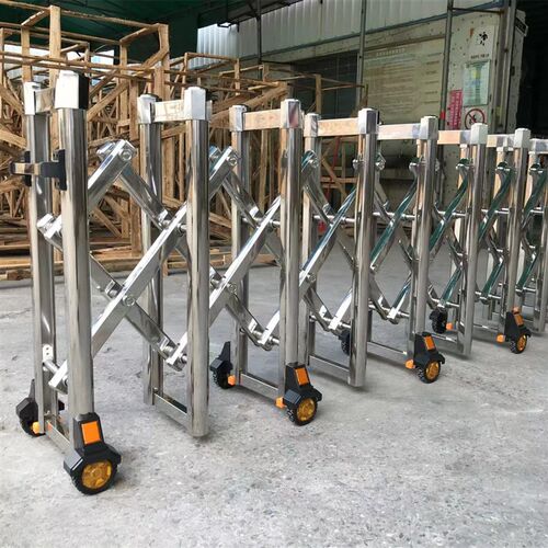 不锈钢伸缩围栏可移动道路安全防护栏手动推拉折叠门栅栏路障栏杆