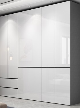 一门到顶灰色柜体60cm深度分段式家用卧室免拉手亮光烤漆白门衣柜