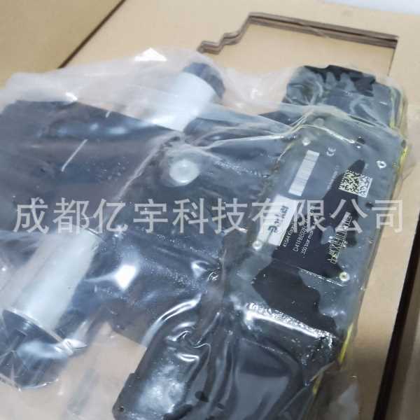 穆格MOOG G123-815A001升级型号IN123-825-001放大器 俯视图展示