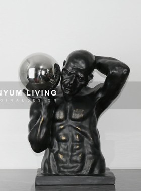 欧式简约现代轻奢雕塑金属u球树脂人物装饰样板房客厅书房软装摆