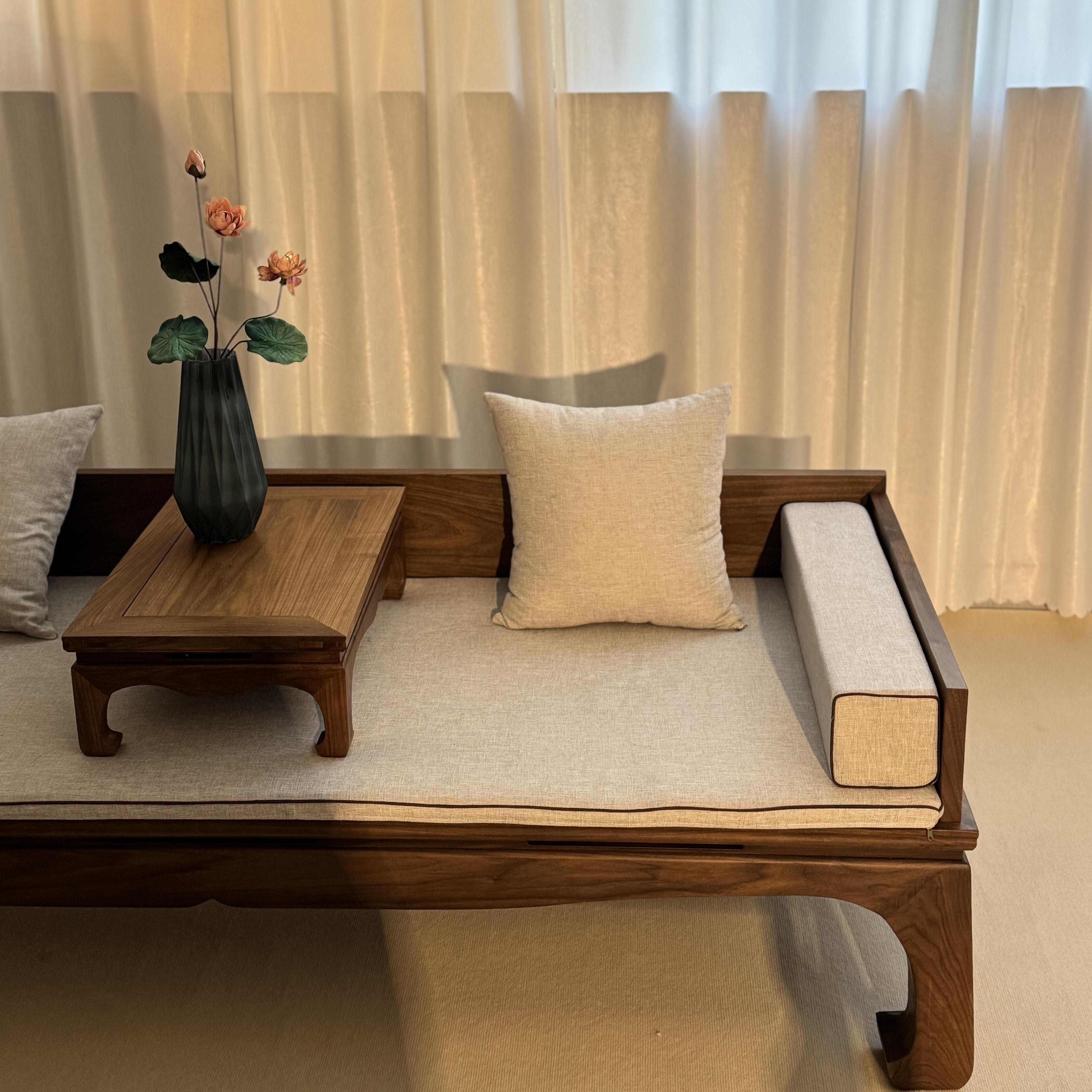 ?新中式白蜡木客厅罗汉床设计定 制北美黑胡桃木沙发床贵妃榻家