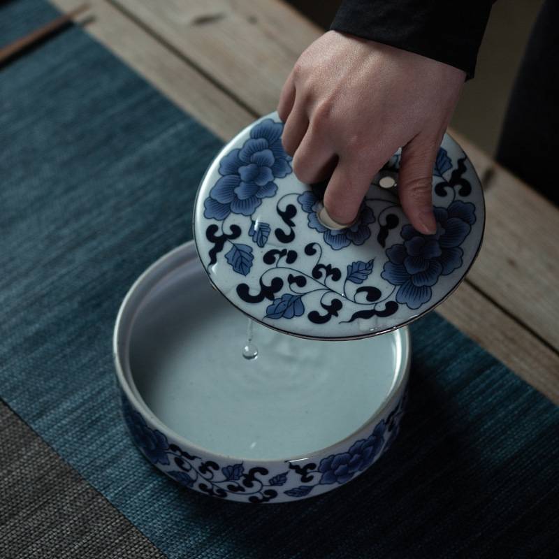 青花瓷盖碗带小茶盘仿古陶瓷茶具茶碗复古创意家用泡茶器大号三才