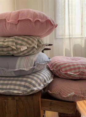 刘大姐家 别致&lrm;的纽扣&lrm;沙发靠&lBrm;垫 飘&lrm;窗垫 多种