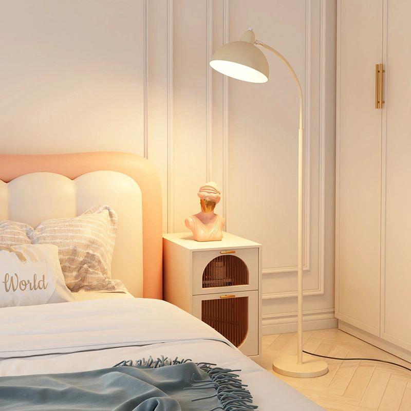 奶油风落地灯客厅轻奢北欧创意沙发灯网红卧室茶几立式台灯摆件装