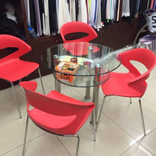 时尚个性休闲椅白色餐椅洽谈椅办公椅四脚书房塑料U靠背椅子会议