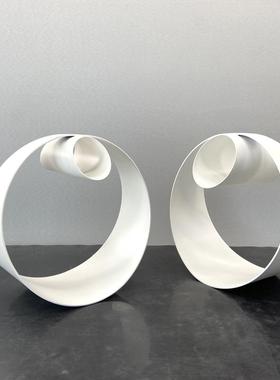 现代简约黑白色金属环不形摆件创意倒翁样板客圆SME厅玄关软装饰