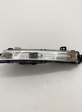 STZT LR082053右 LR082056左 适用星脉18揽运揽行 发现5 前雾灯