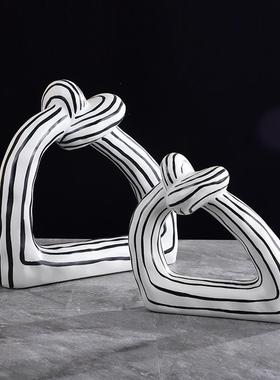 现板代北欧黑白抽象手LLX绘绳结摆陶创瓷件意极简软装家居样房饰