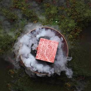 尚日式火山石XPP烧5A牛岩石板位上盘子特色肉酒时店雪和花烤餐具