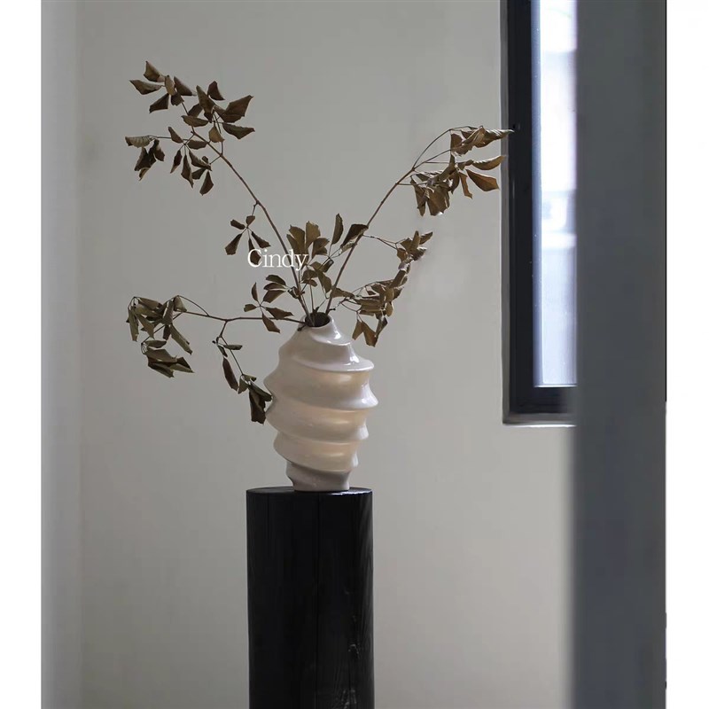 美学艺术海螺造型侘寂风手工小E口大号花器水培鲜花陶瓷花瓶