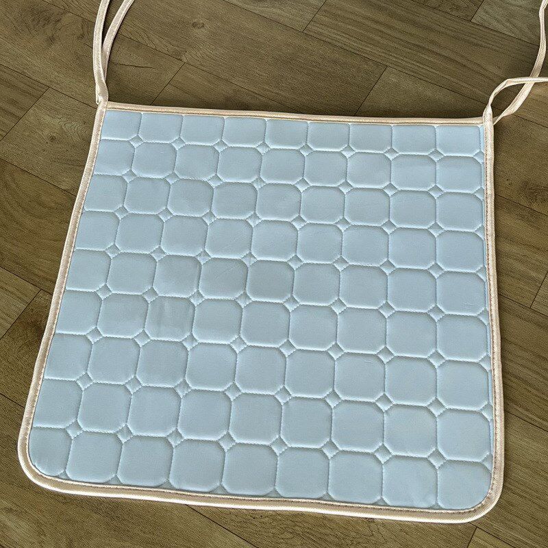 夏季冰丝色凉席办公室椅子坐垫透气上班族清凉餐椅简约冰凉防滑