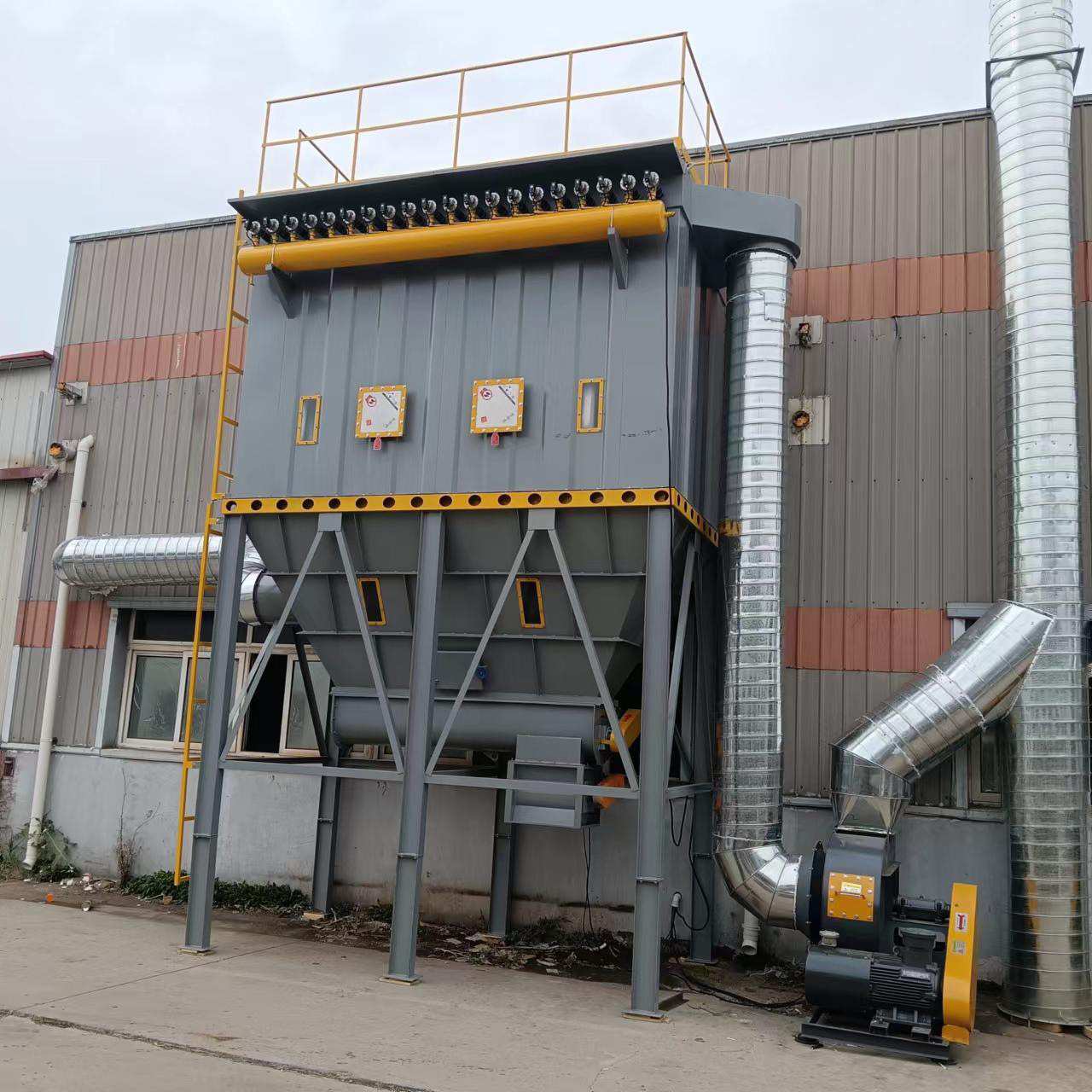 中央除尘设备现货家具木工粉尘吸尘机木屑工业袋式脉冲布袋除尘器