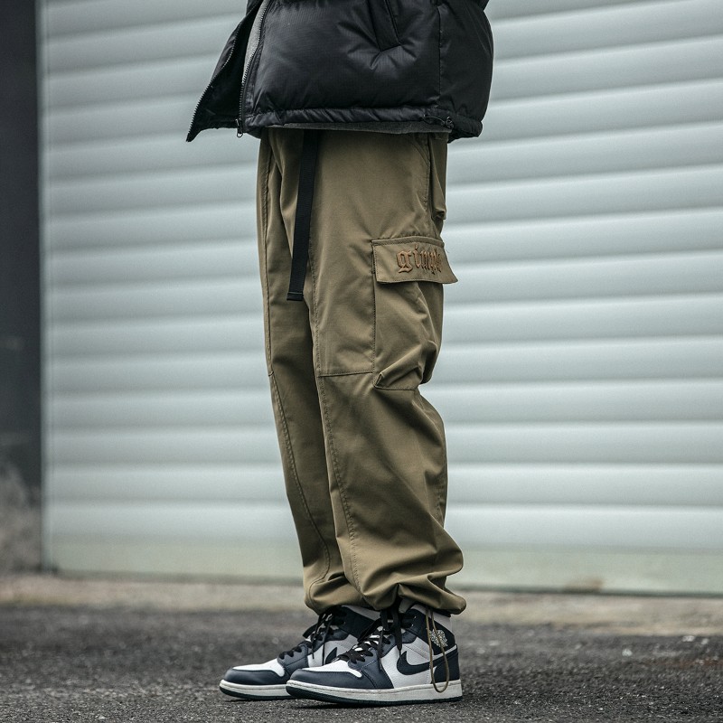 日系潮牌多口袋工装裤男潮牌宽松刺绣直筒休闲长裤抽绳腰带束脚裤