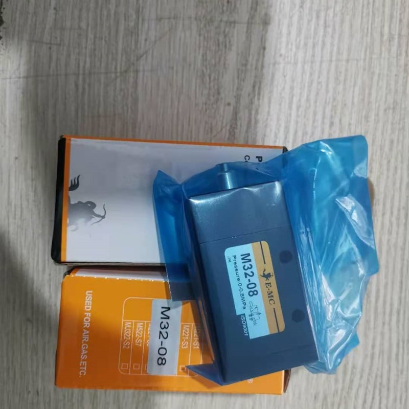 EMC机械换向阀 M32-08     E.MC机械阀 M3N2-08   M32-10