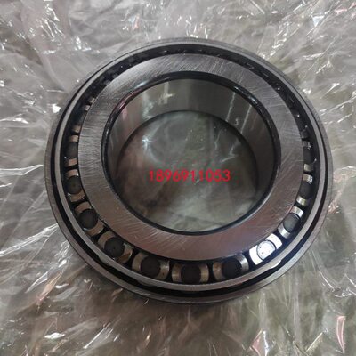 洛阳LYC高精度圆锥滚子轴承32221 32222 32224 32226 32228 33019