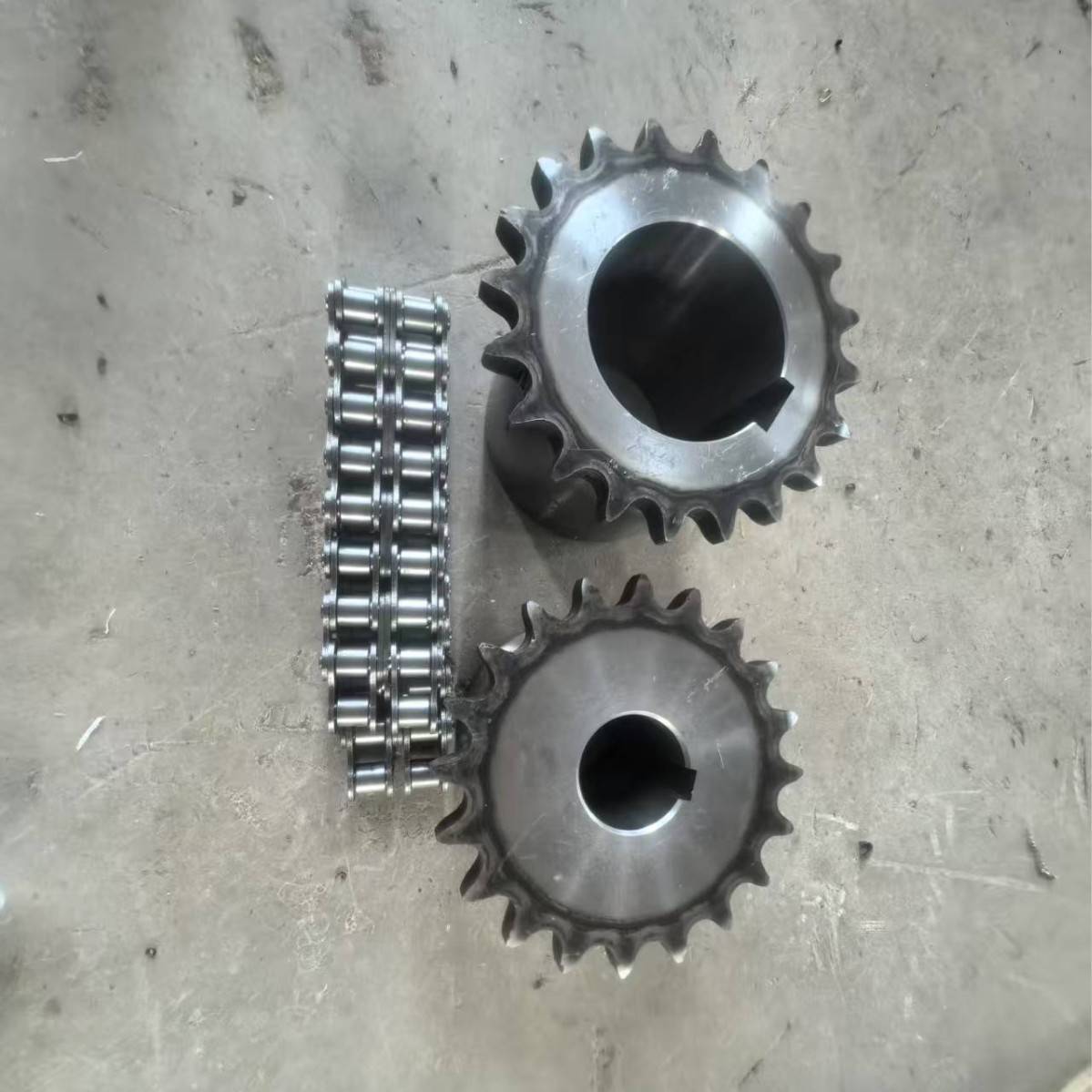 KC滚子链条式联轴器GL带罩壳齿轮45号钢大扭矩双排链轮传动件