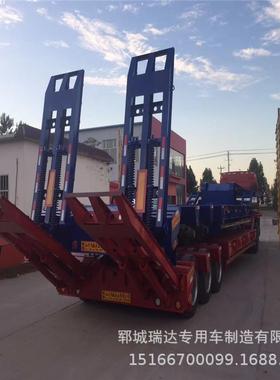 梁13.5米低平型板半挂LAQ车轻71山3米挖掘机运输拖车载重量及价格