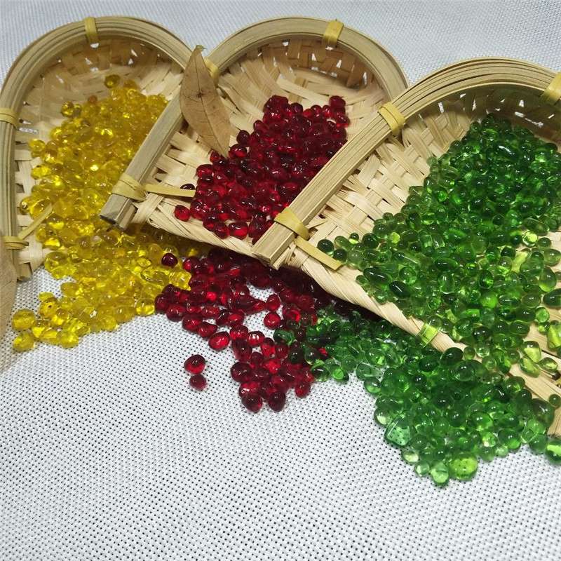 现货供应 玻璃砂彩色/玻璃珠 鱼缸装饰用3-6mm玻璃砂/玻璃珠沙