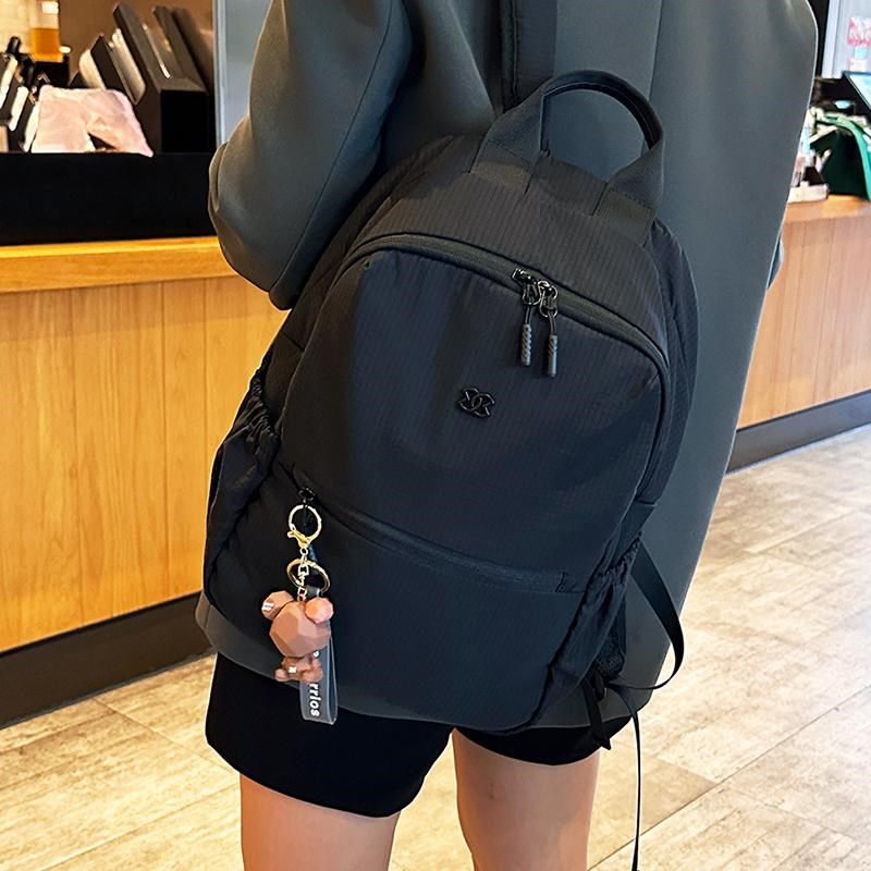 轻便背包旅游简约双肩包女2024新款时尚百搭通勤包包书包女士通勤