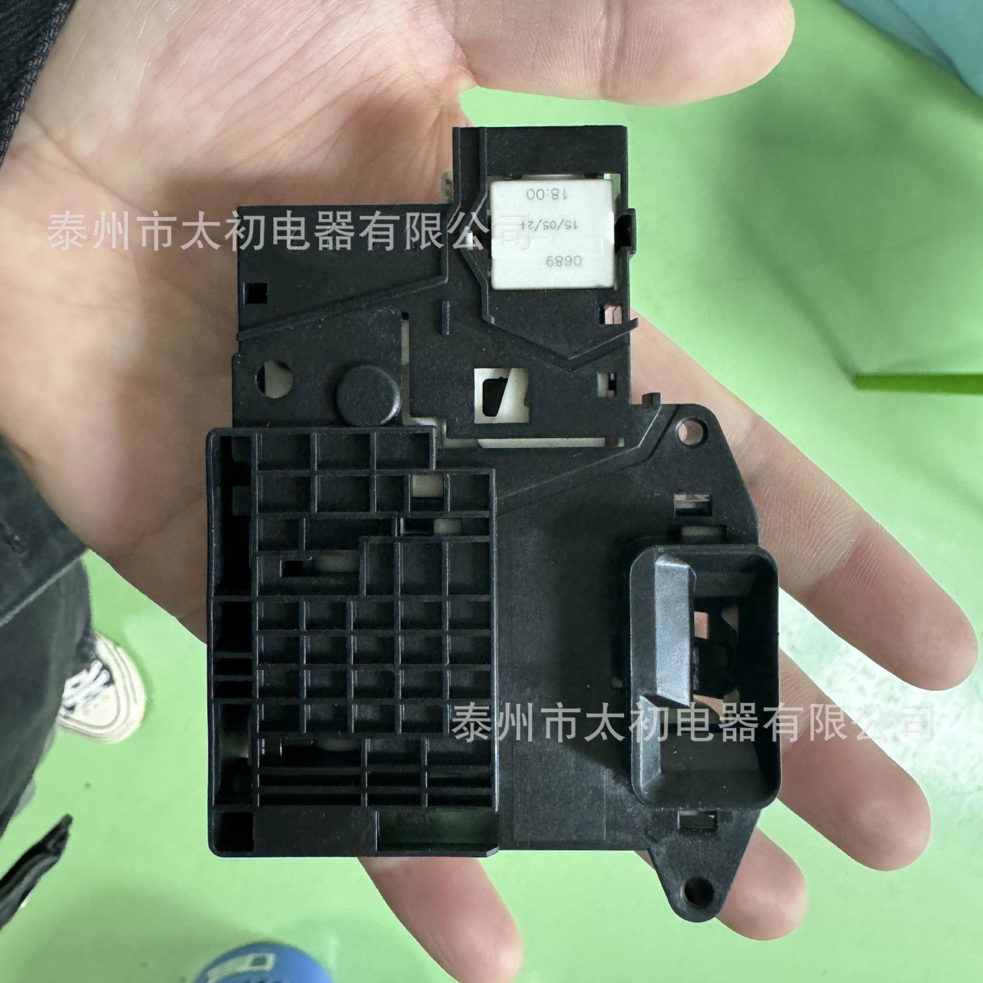 EBF61315扣802洗衣机锁门锁MFG63099101门锁套装适用ebf61315于11