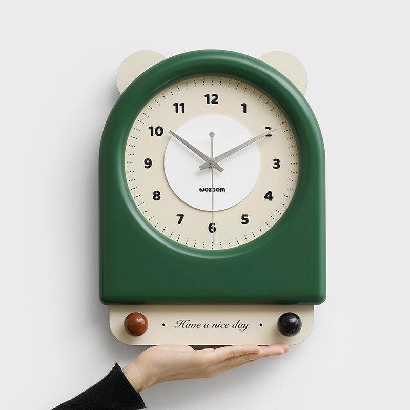 wozoom屋准奶油风挂钟客厅钟表2024新款家用复古创意挂墙时钟