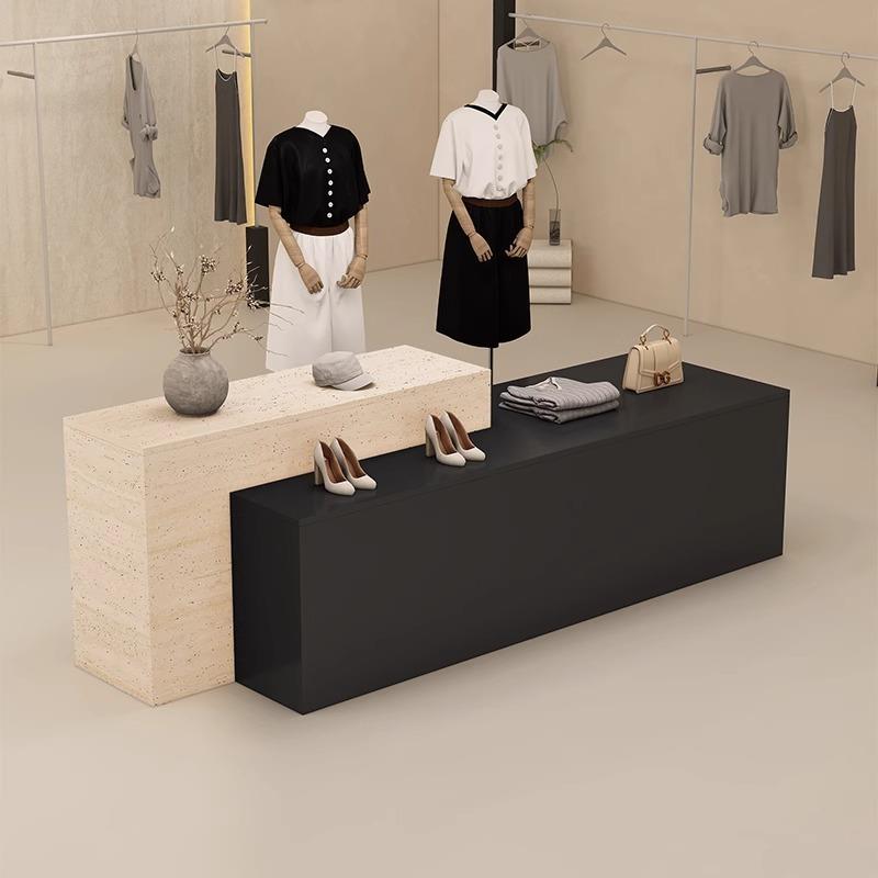 服装店中岛桌展示柜中岛女装店铺中间轻奢展示流水简约现代陈列柜