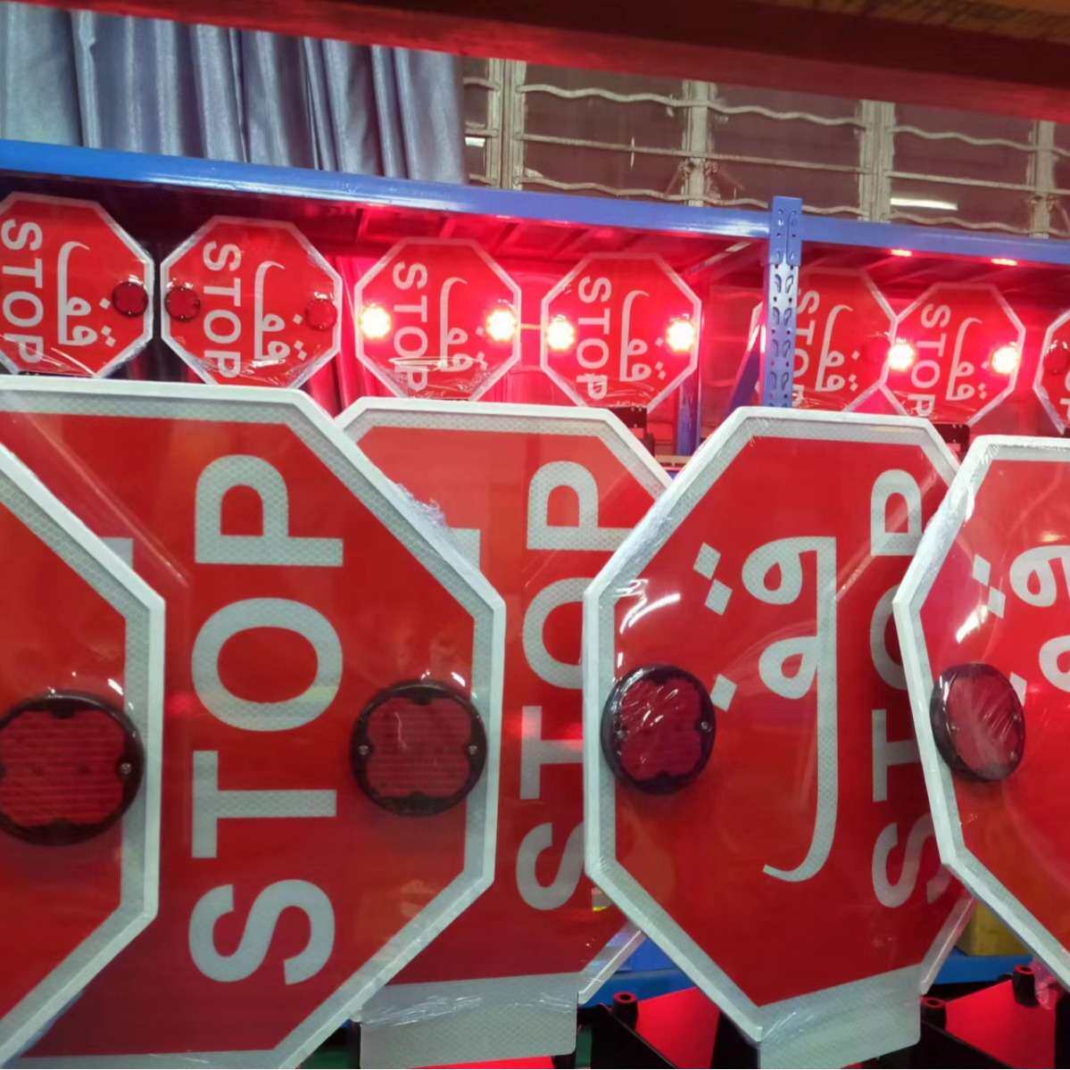 校车停车指示牌 停车信号臂 校车电动停车臂 校车档臂STOP BOARD