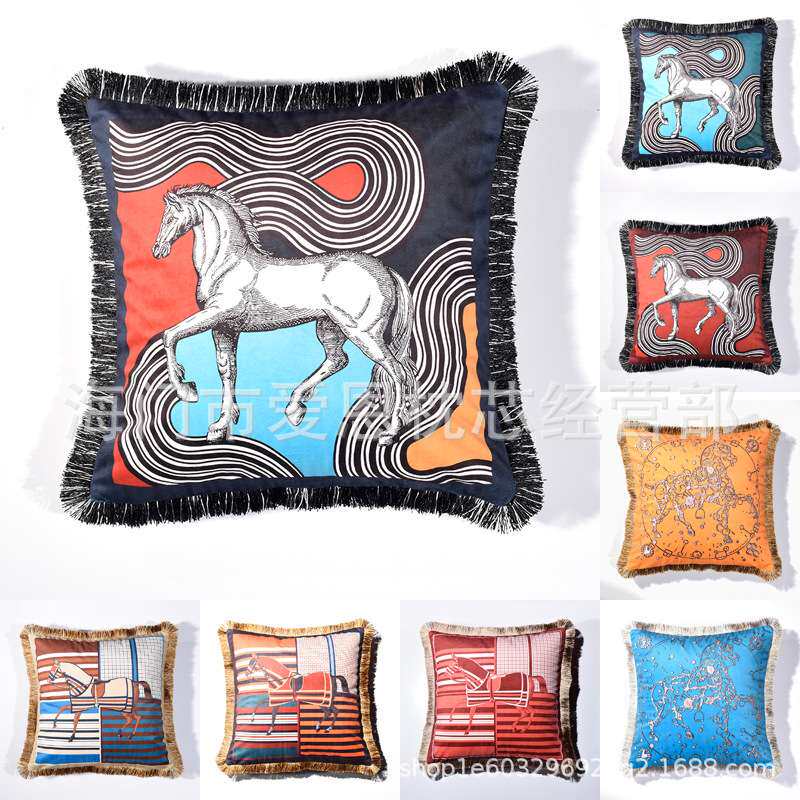 新款轻奢双面印花沙发抱枕 样板房流苏复古马系列方靠垫含芯
