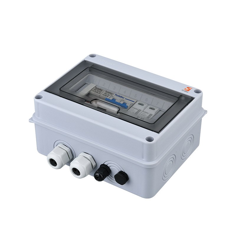 经济型太阳能光伏直流汇流箱DC600V一进一出塑料防水太阳能配电箱